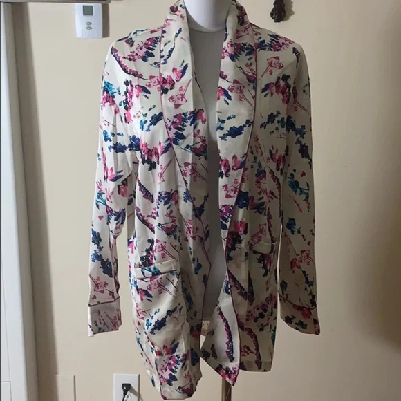 sam edelman abstract floral satin robe - Picture 2 of 6